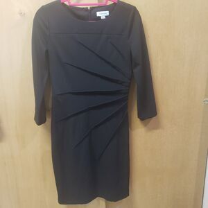 Calvin Klein Dress 
Womens 6 Black Sheath Knee Stretch Sunburst Pleat 3/4 Sleeve